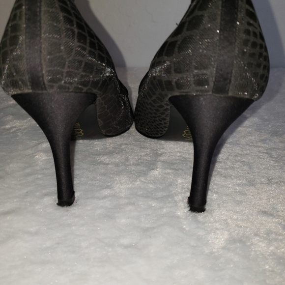 Womens sz 10 black illusion Metaphor stiletto heels with sheer upper material - Picture 8 of 10